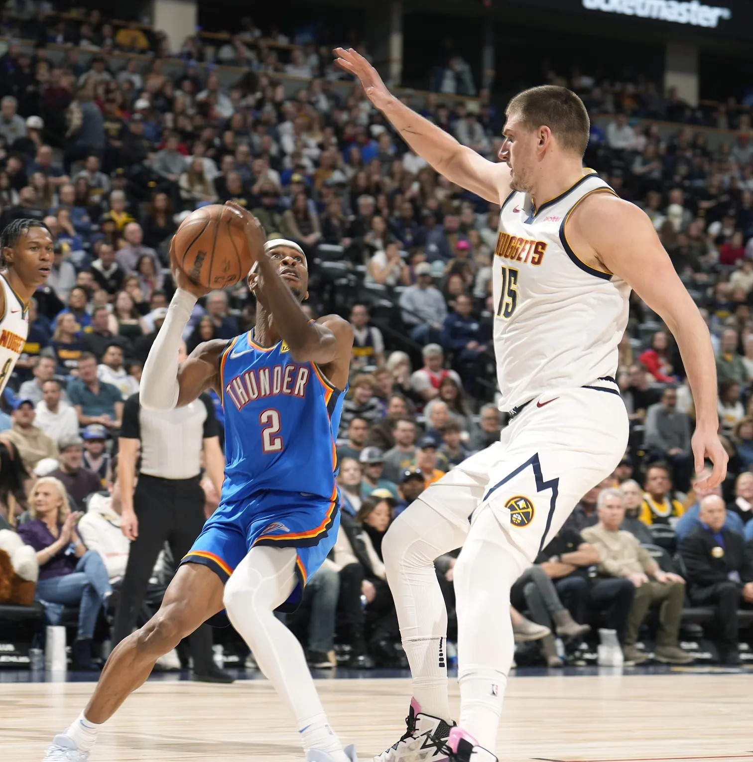 字母哥迎来三赛季高光表现，利物浦球迷沸腾！的简单介绍